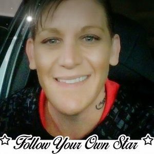 Meet your Posher, Aimee ~ Darien